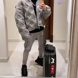 Meet your Posher, Mathis